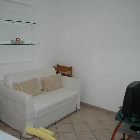 Ae Maschere Hotel 2*